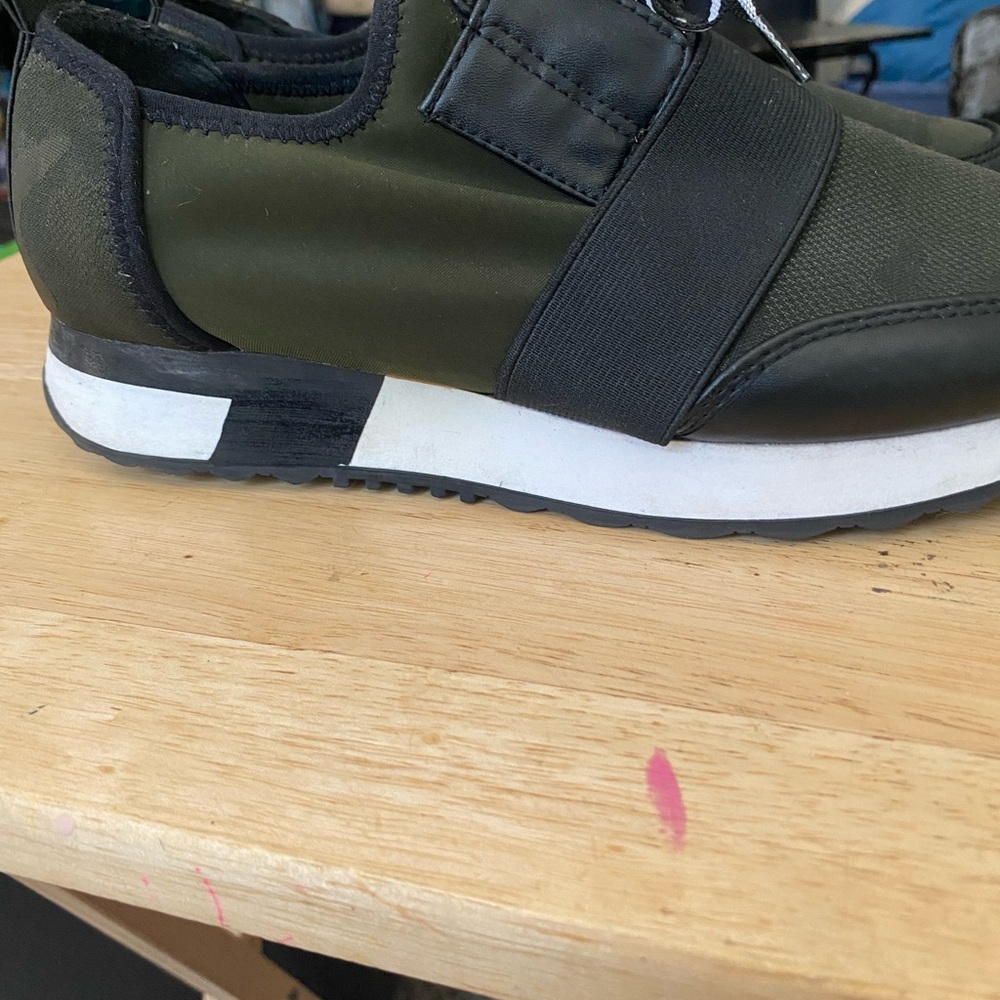 Steve Madden - Picture 8 of 10